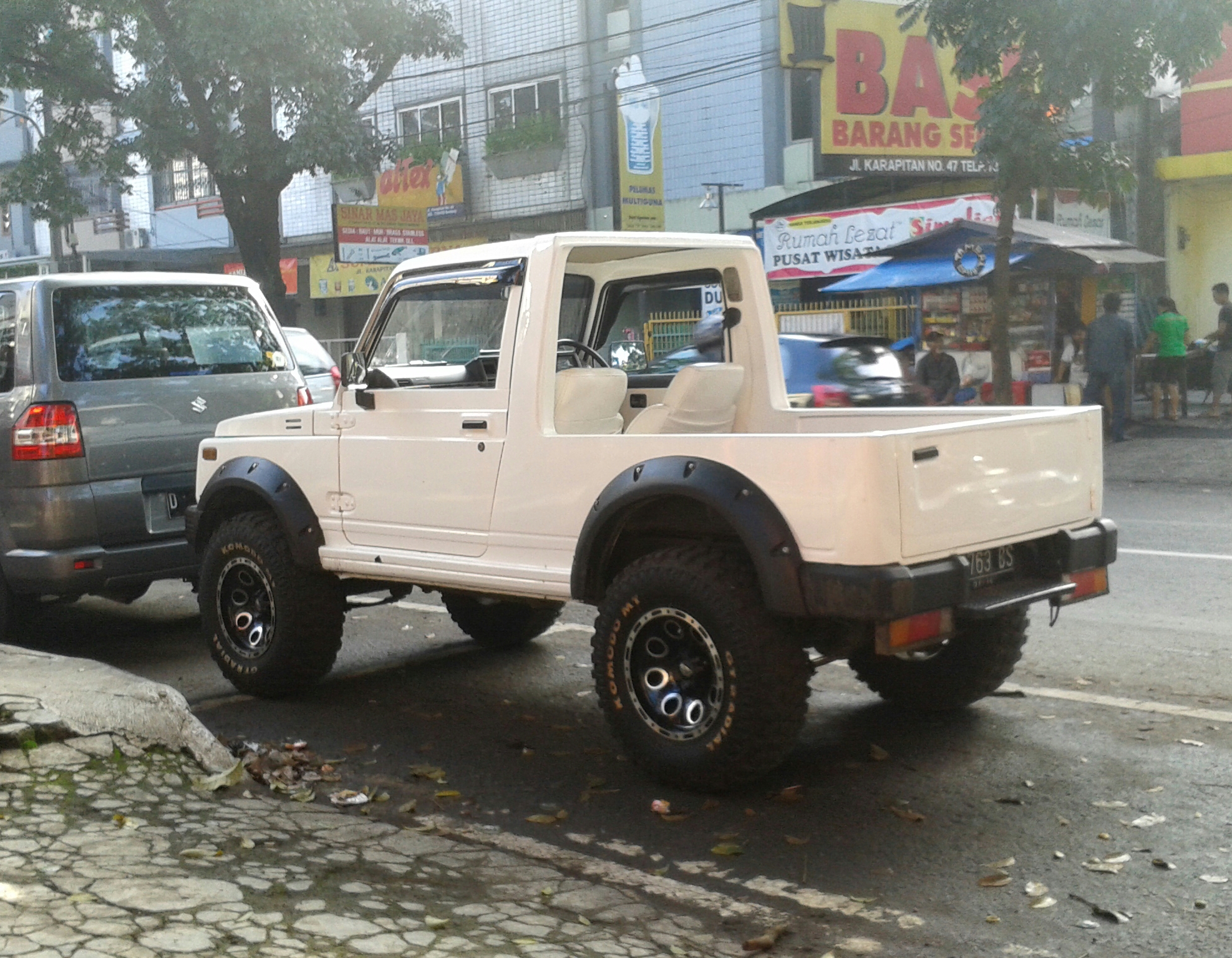 Modifikasi Jeep Bandung Dwiki Co